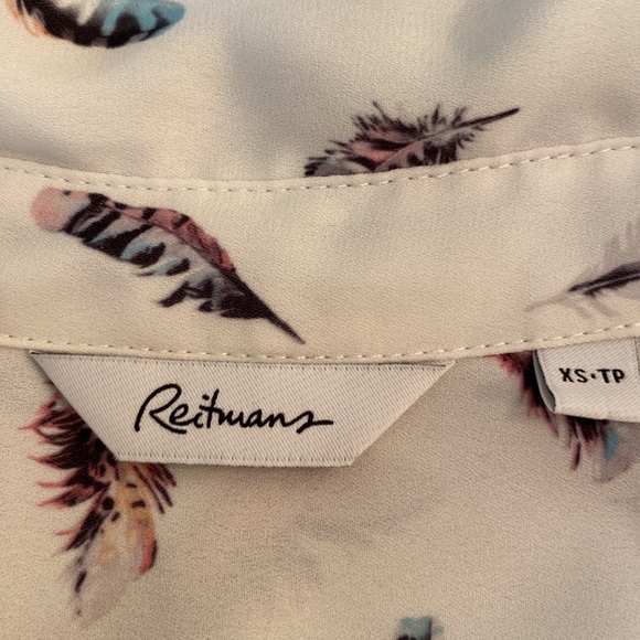 Reitmans - long sleeve button down blouse. Size XS - Picture 8 of 9
